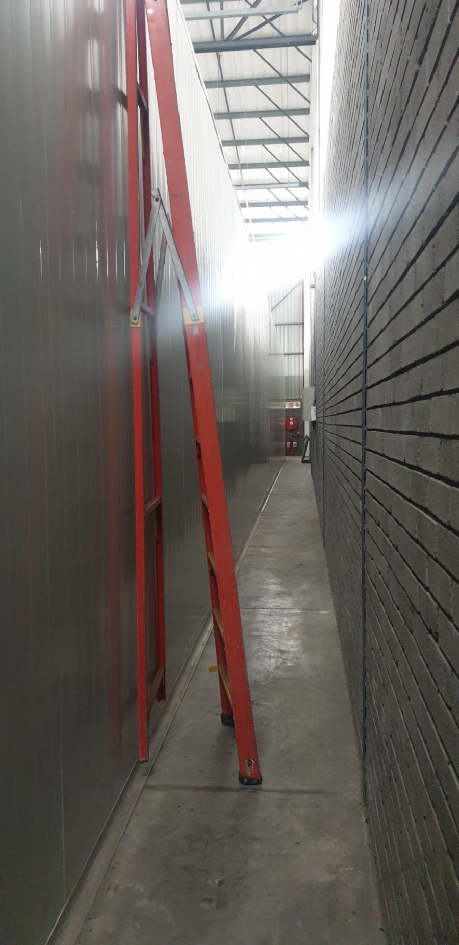 To Let commercial Property for Rent in Montague Gardens Western Cape